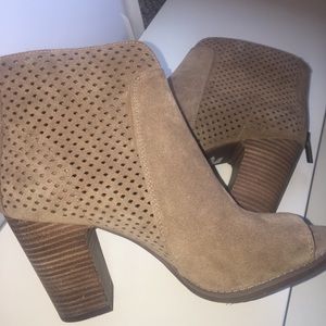LUCKY BRAND BOOTIES
